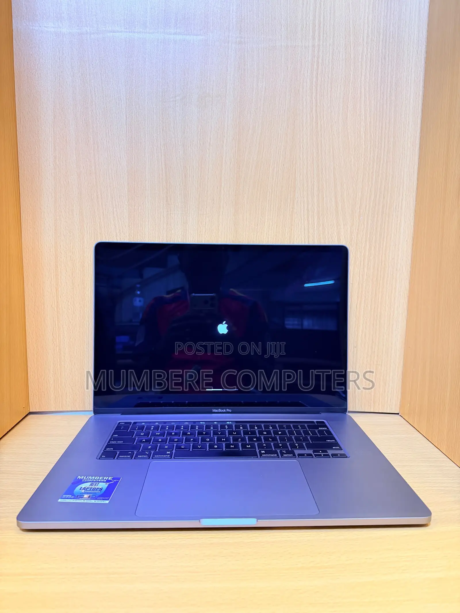 Laptop Apple MacBook Pro 2019 16GB Intel Core i9 SSD 1T