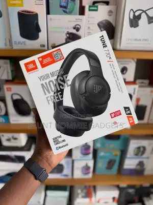 JBL Tune 770NC Adaptive Noise Cancellation