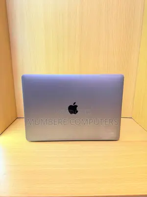 Laptop Apple MacBook Pro 2017 16GB Intel Core i7 SSD 256GB