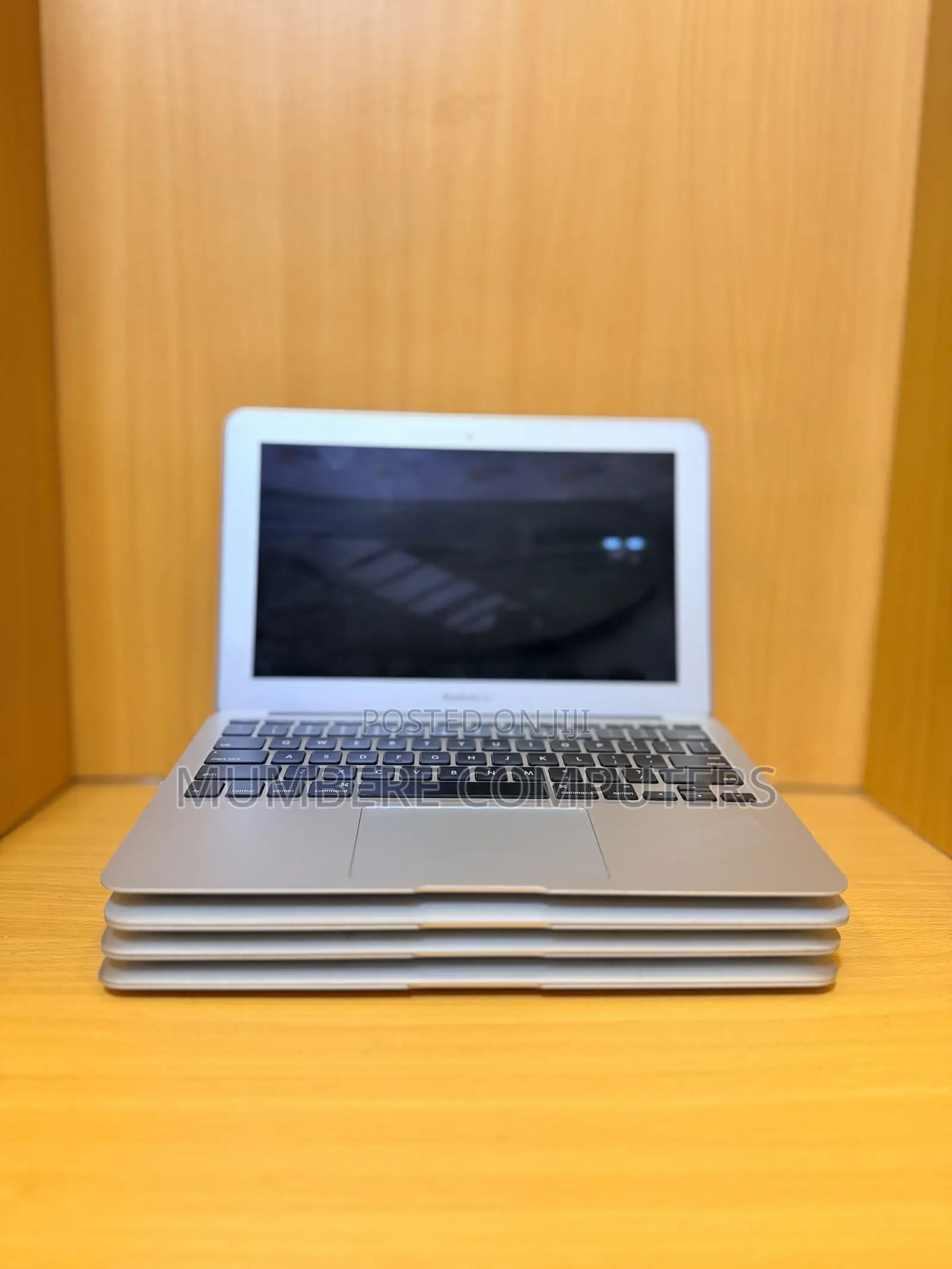 Laptop Apple MacBook Air 2015 4GB Intel Core i5 SSD 128GB
