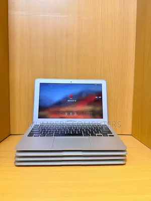Laptop Apple MacBook Air 2015 4GB Intel Core i5 SSD 128GB