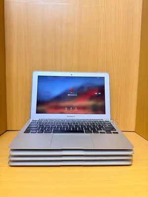 Laptop Apple MacBook Air 2015 4GB Intel Core i5 SSD 128GB