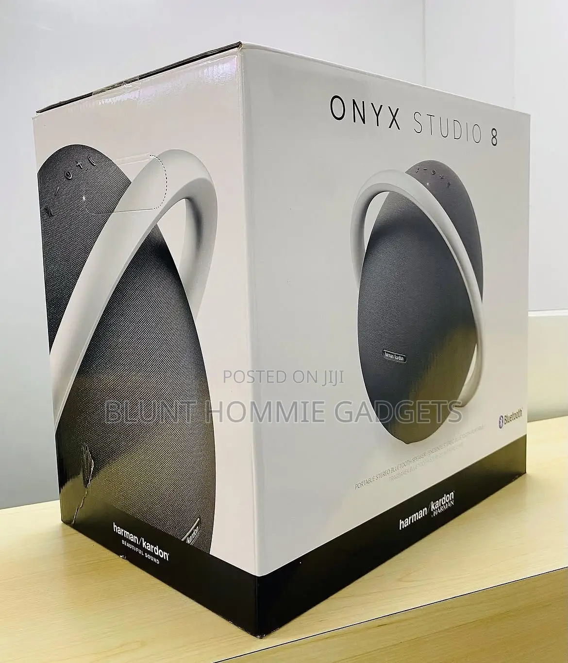 Harman Kardon Onyx Studio 8 Portable Speaker