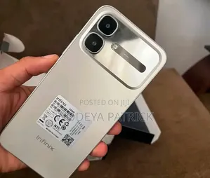 New Infinix Smart 20 128 GB Silver