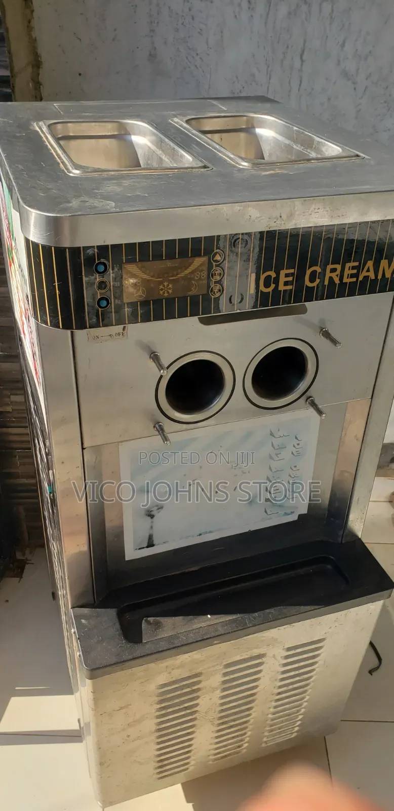 Ice Cream Machine
