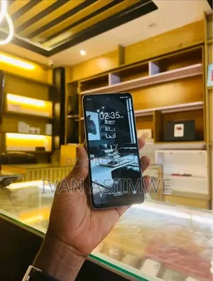 Tecno Spark 20 128 GB Blue