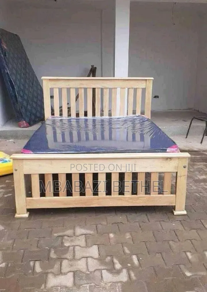 5by6 Wooden Bed in a Perfect State Readily Available for Delivery