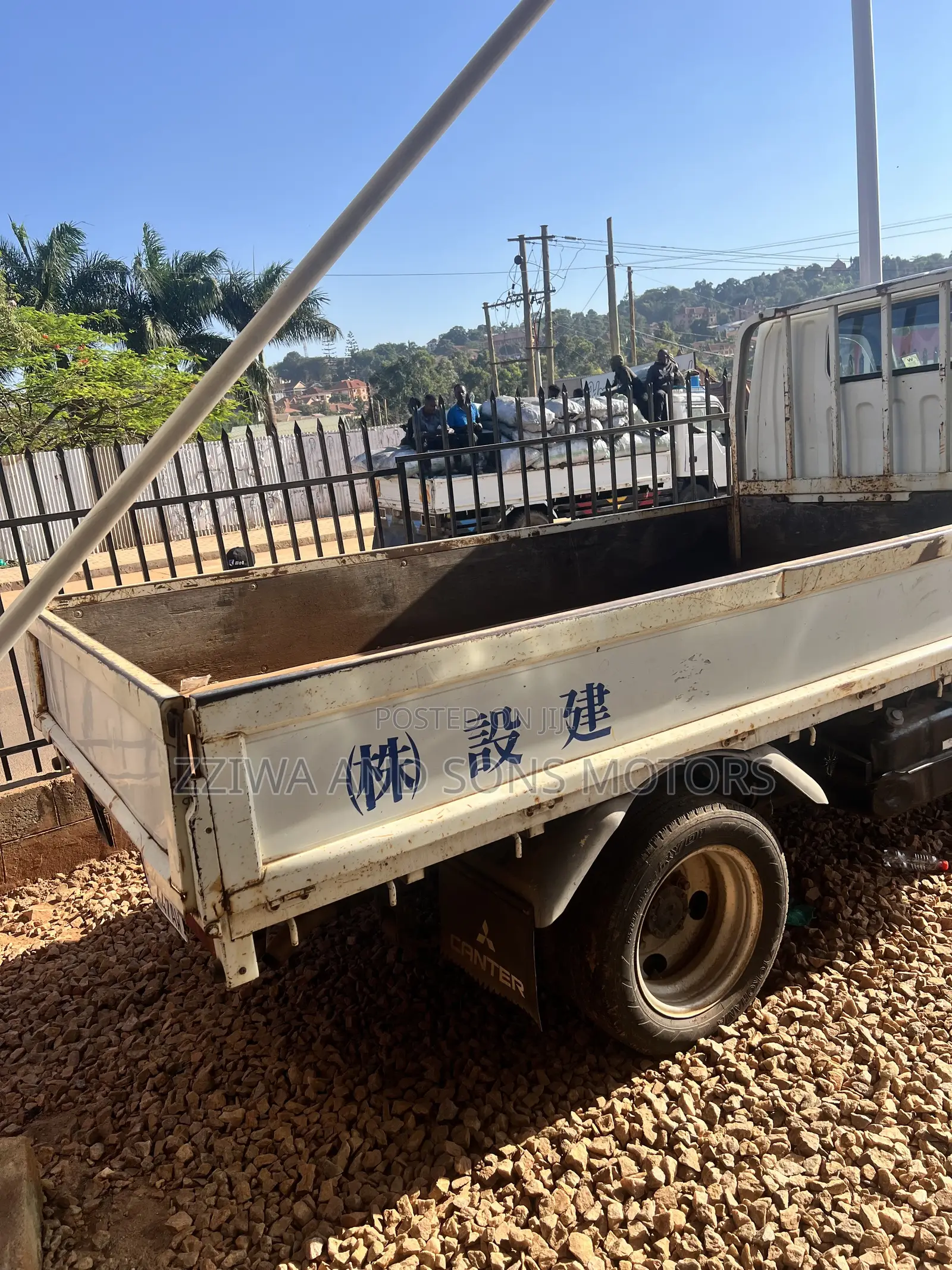 Mitsubishi Canter