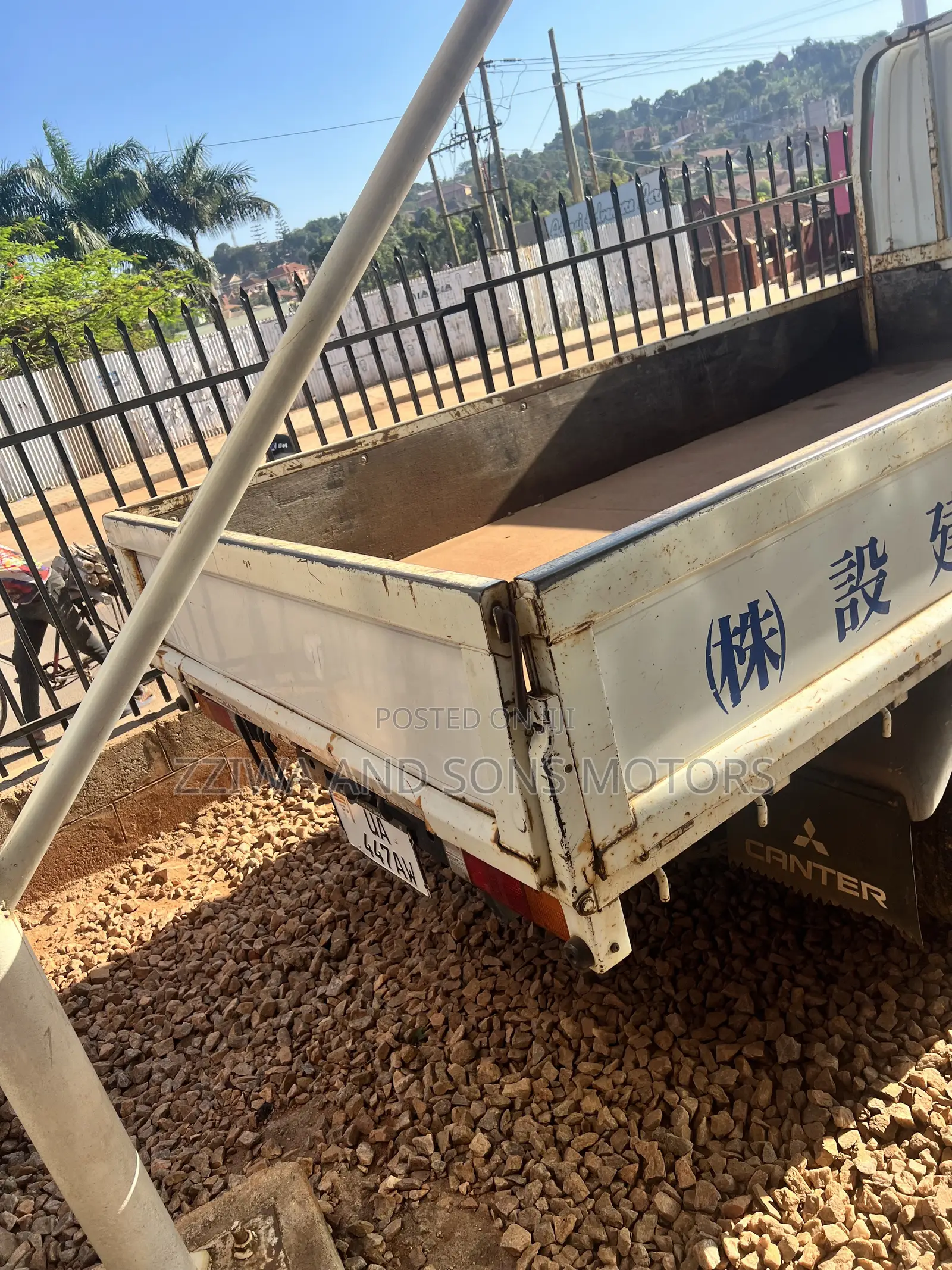 Mitsubishi Canter