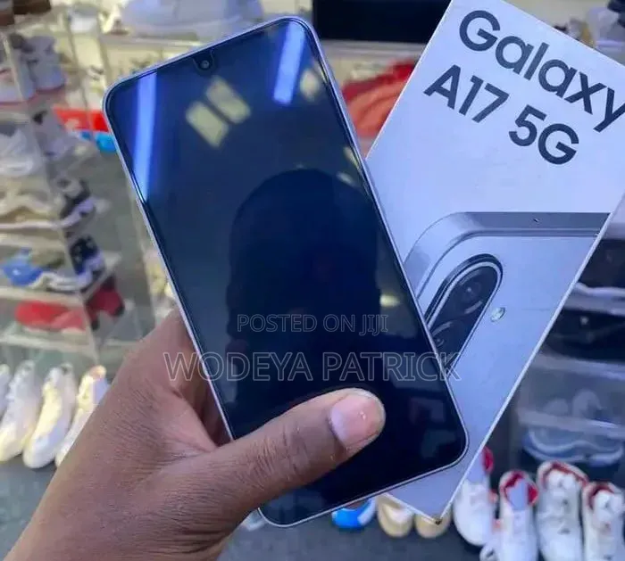 New Samsung Galaxy A17 5G 256 GB Silver