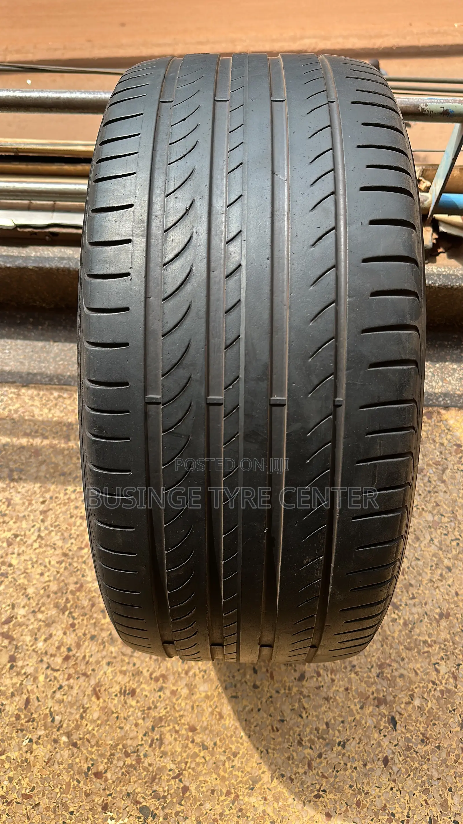 255/40r19 Pirelli Japan Used Tires Good Condition