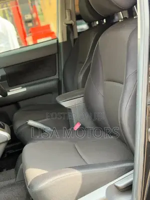 Toyota Corolla Rumion Hatchback 1.5 FWD 2011 Black