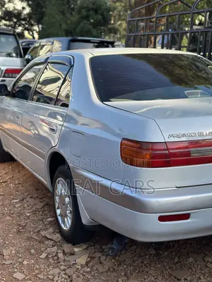 Toyota Corona Premio 2000 Gray