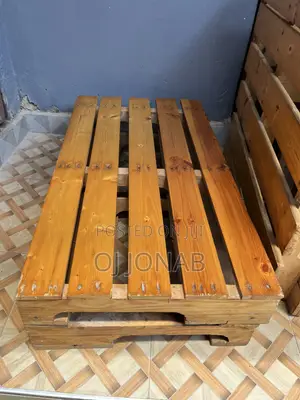 Pallets...........