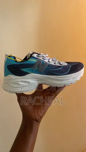 Shoesneakers