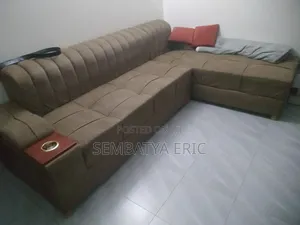 7 Seater L Sofa Good as New Used for 2 Months