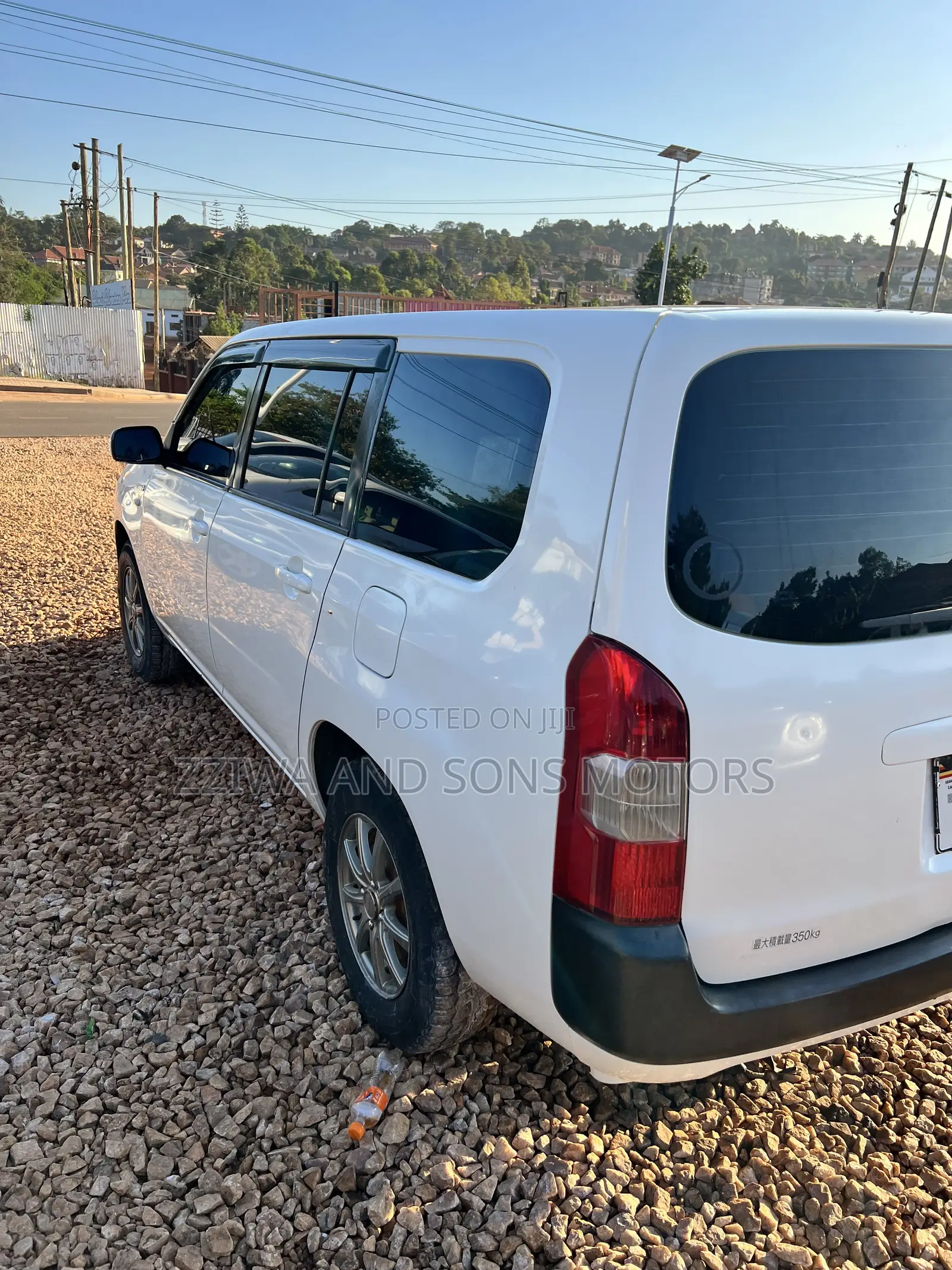 Toyota Probox 1.5 Hybrid DX 2019 White