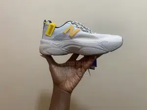 Shoesneakess