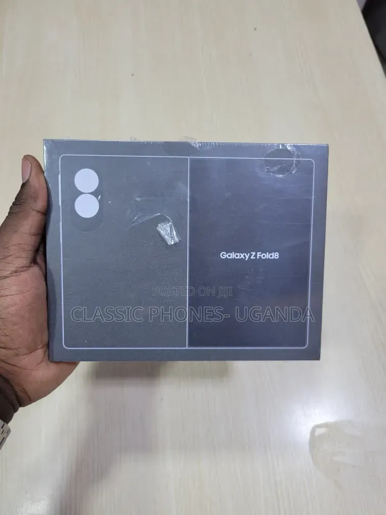 New Samsung Galaxy Z Fold8 256 GB Gold