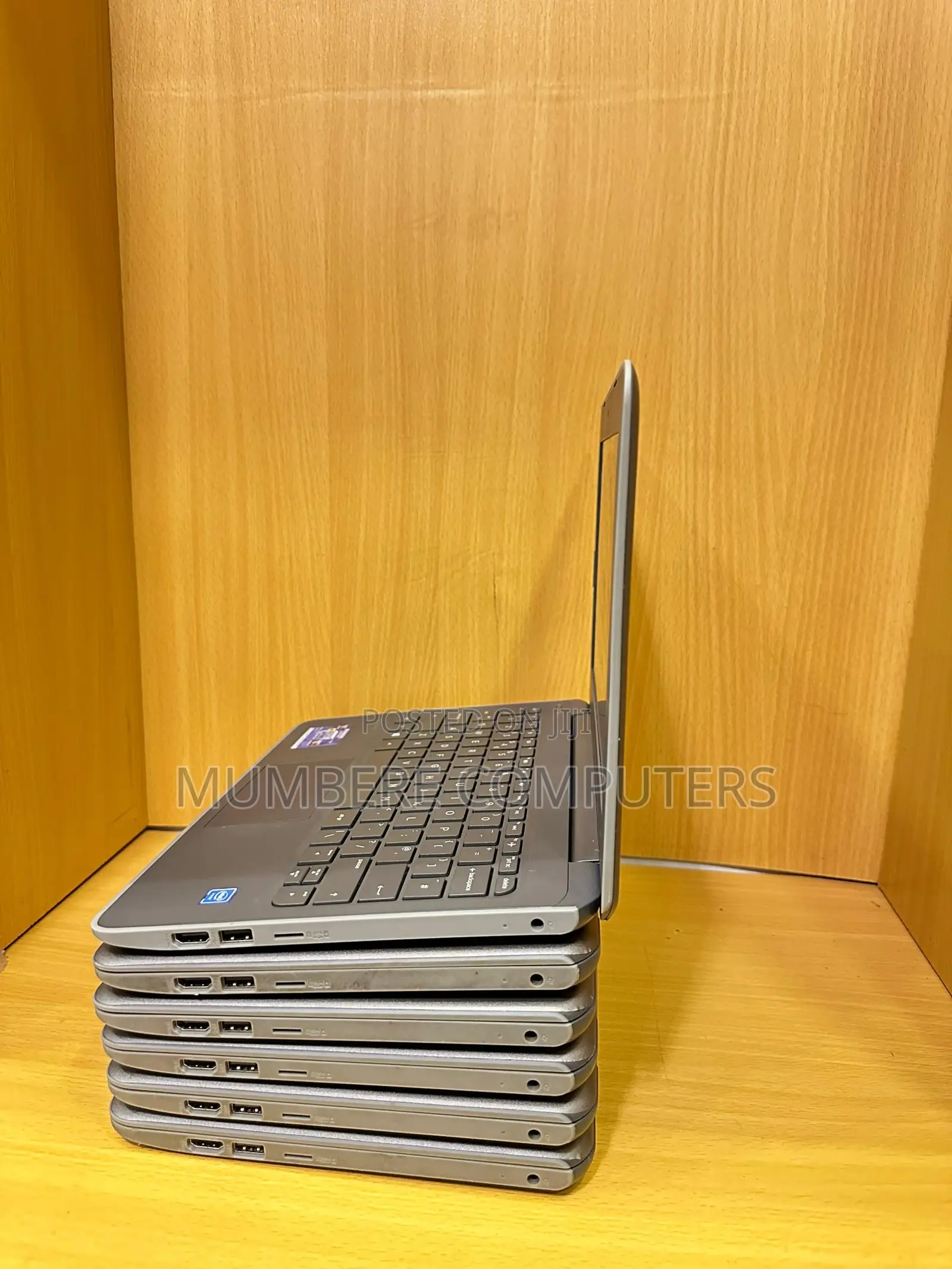 Laptop HP Stream Laptop 4GB Intel Celeron SSD 60GB