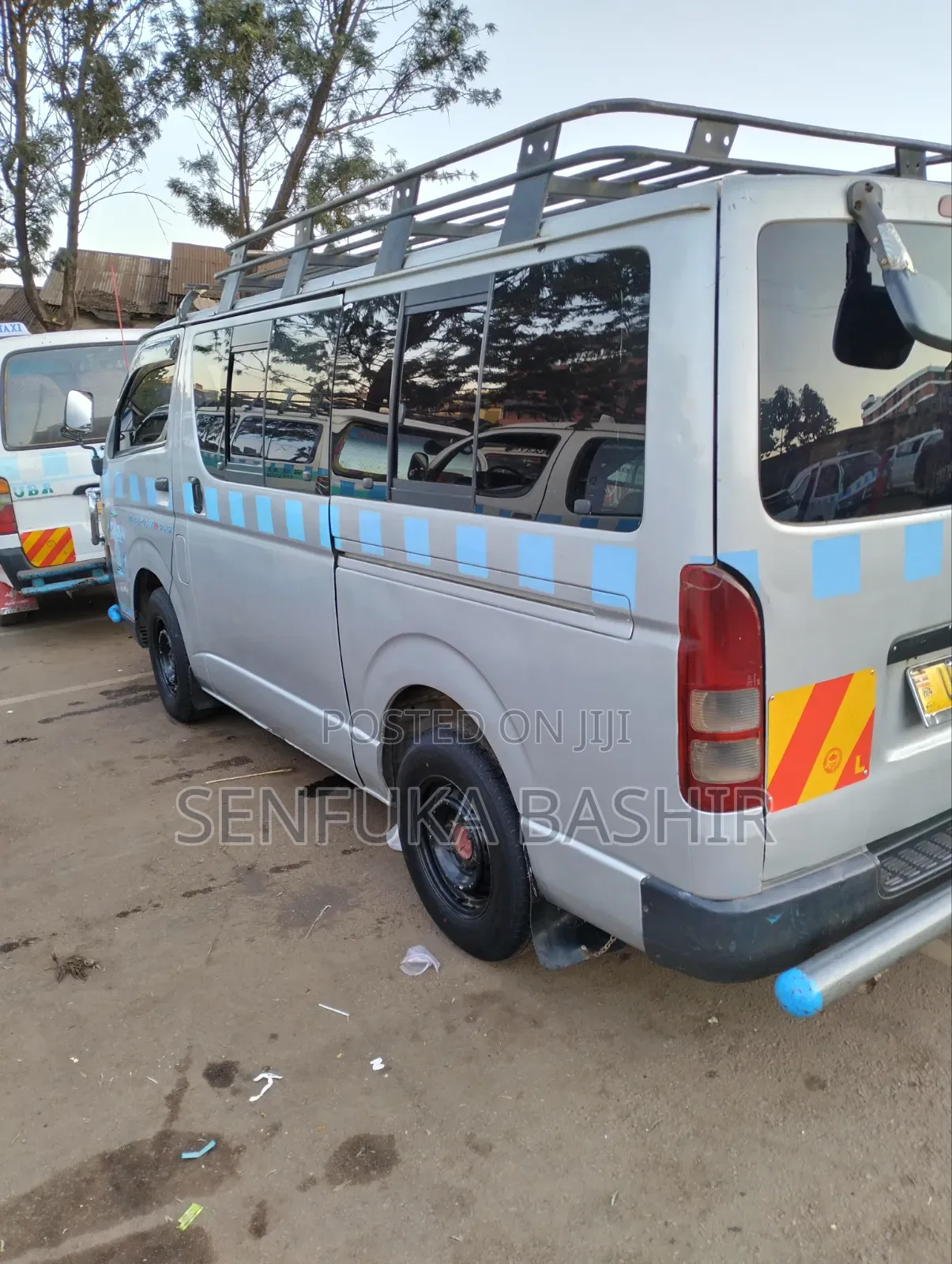 Toyota HiAce 2009 Silver