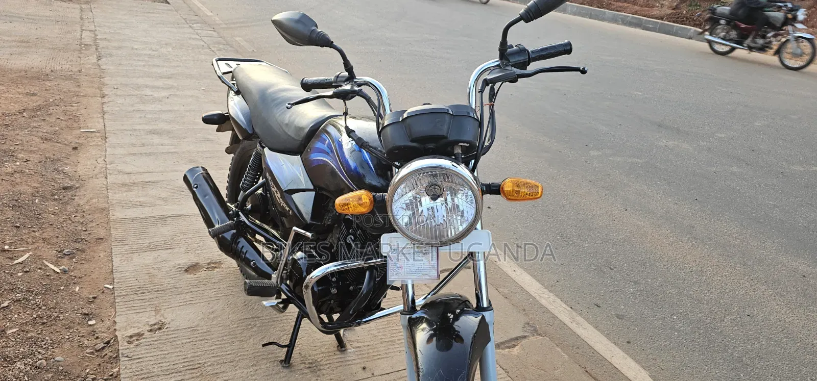 TVS HLX 125 2018 Black