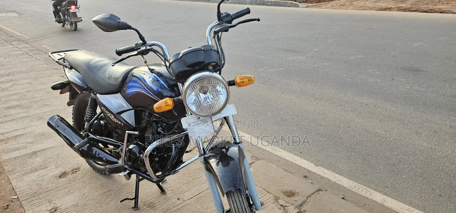 TVS HLX 125 2018 Black