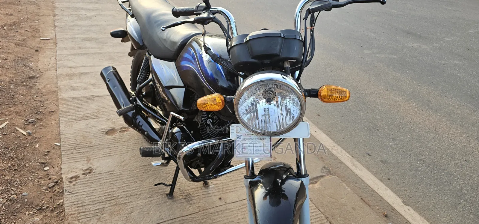 TVS HLX 125 2018 Black