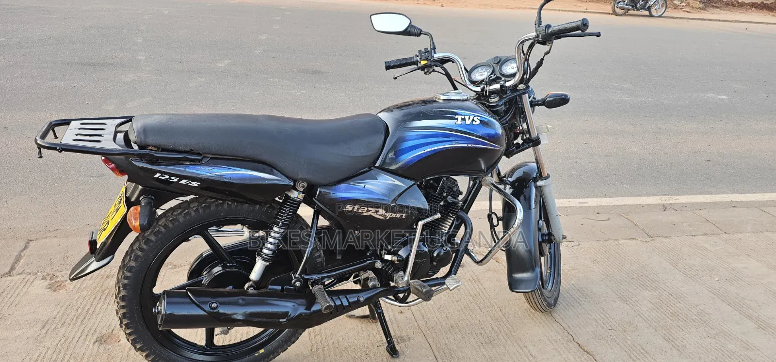 TVS HLX 125 2018 Black
