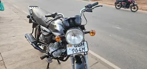 Bajaj CT 125X 2025 Red