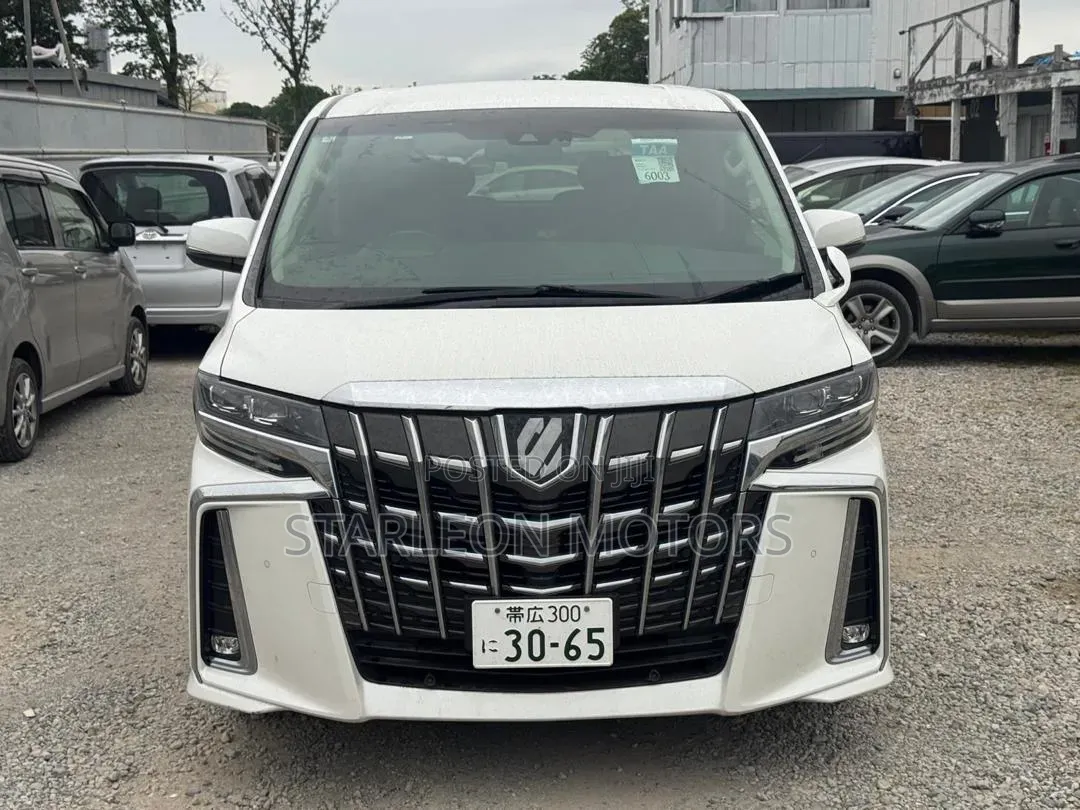 Toyota Alphard 2.5 Petrol AWD 2020 White