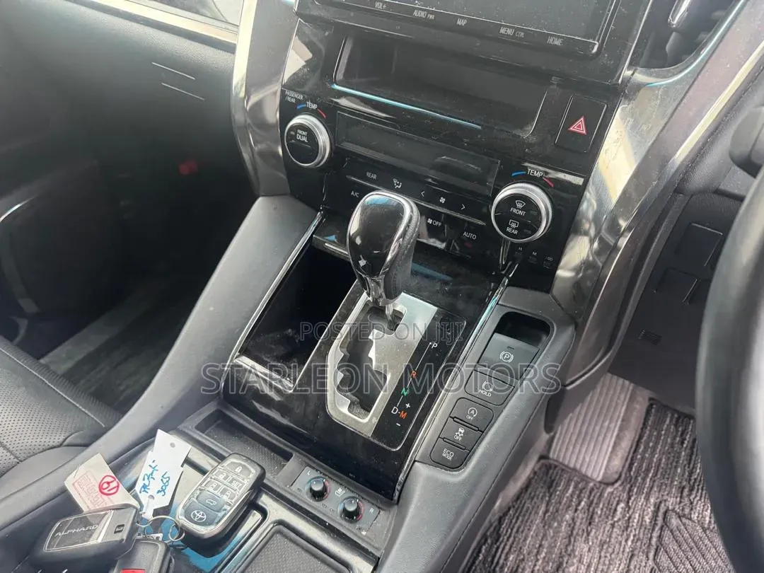 Toyota Alphard 2.5 Petrol AWD 2020 White