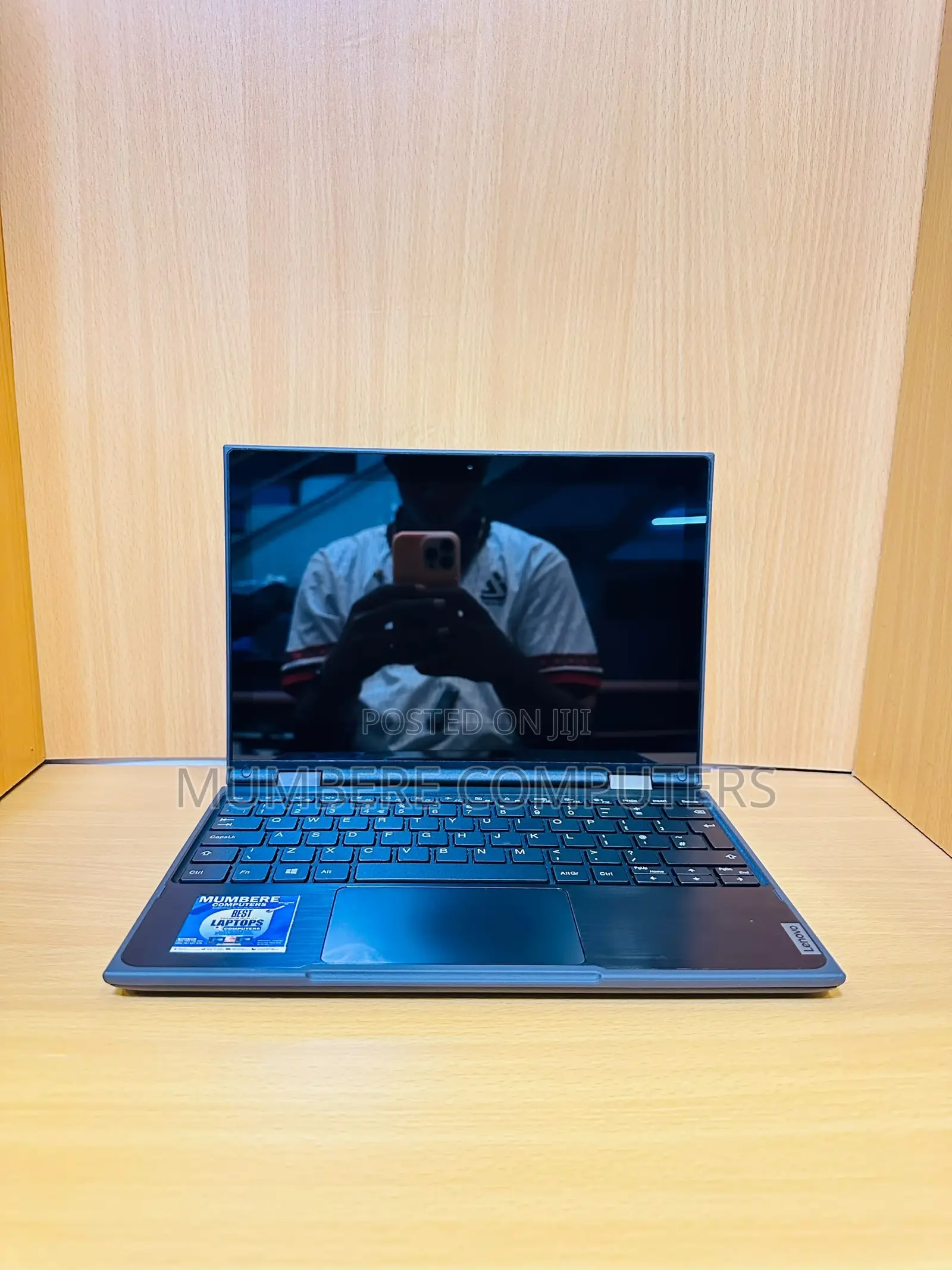 Laptop Lenovo 300e 4GB Intel Celeron SSD 128GB