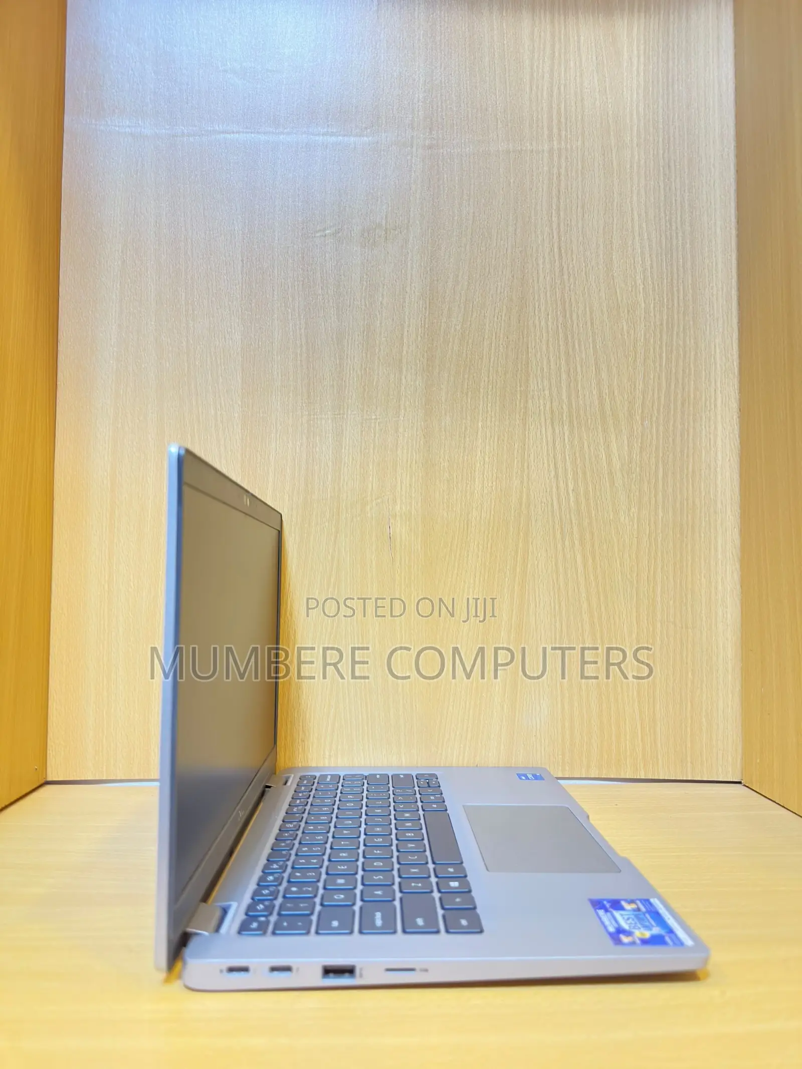 Laptop Dell Latitude 5320 16GB Intel Core i5 SSD 256GB