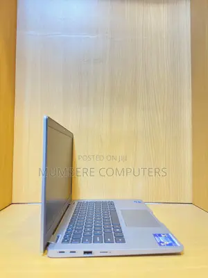 Laptop Dell Latitude 5320 16GB Intel Core i5 SSD 256GB