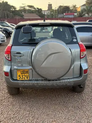 Toyota RAV4 2.4 2008 Gray