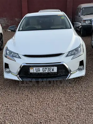 Toyota Mark X 2.5 AWD 2013 White