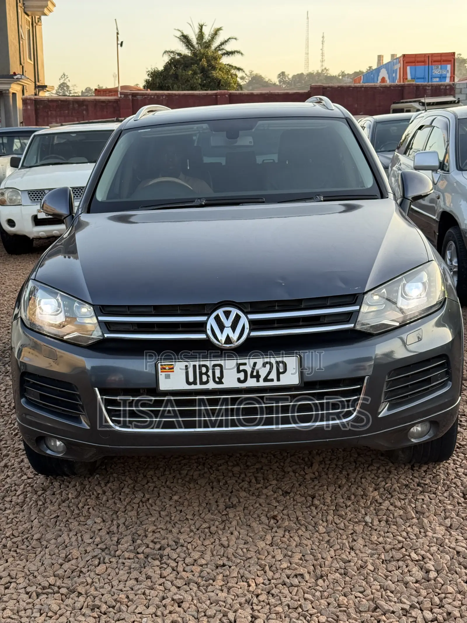Volkswagen Touareg V6 Sport 2013 Gray