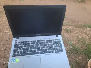 Laptop Asus X550LC 4GB Intel Core i3 HDD 500GB