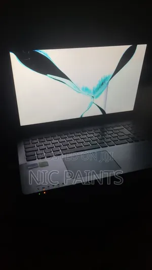 Laptop Asus X550LC 4GB Intel Core i3 HDD 500GB
