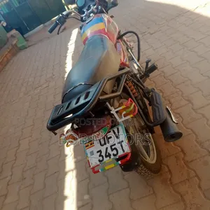 Bajaj CT 125X 2024 Red