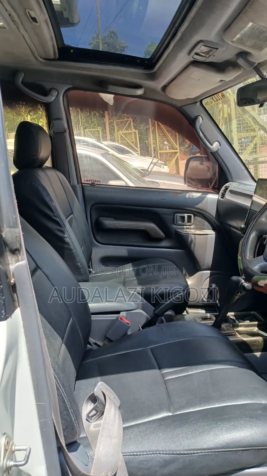 Toyota Land Cruiser Prado 2002 White