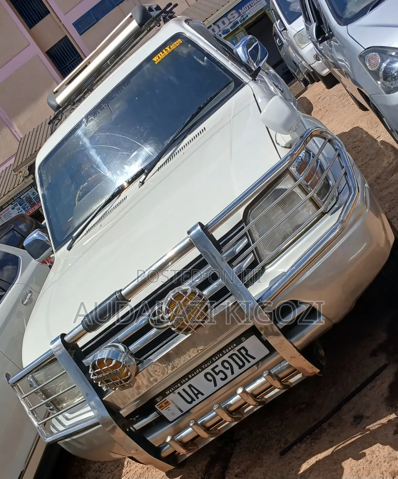 Toyota Land Cruiser Prado 2002 White