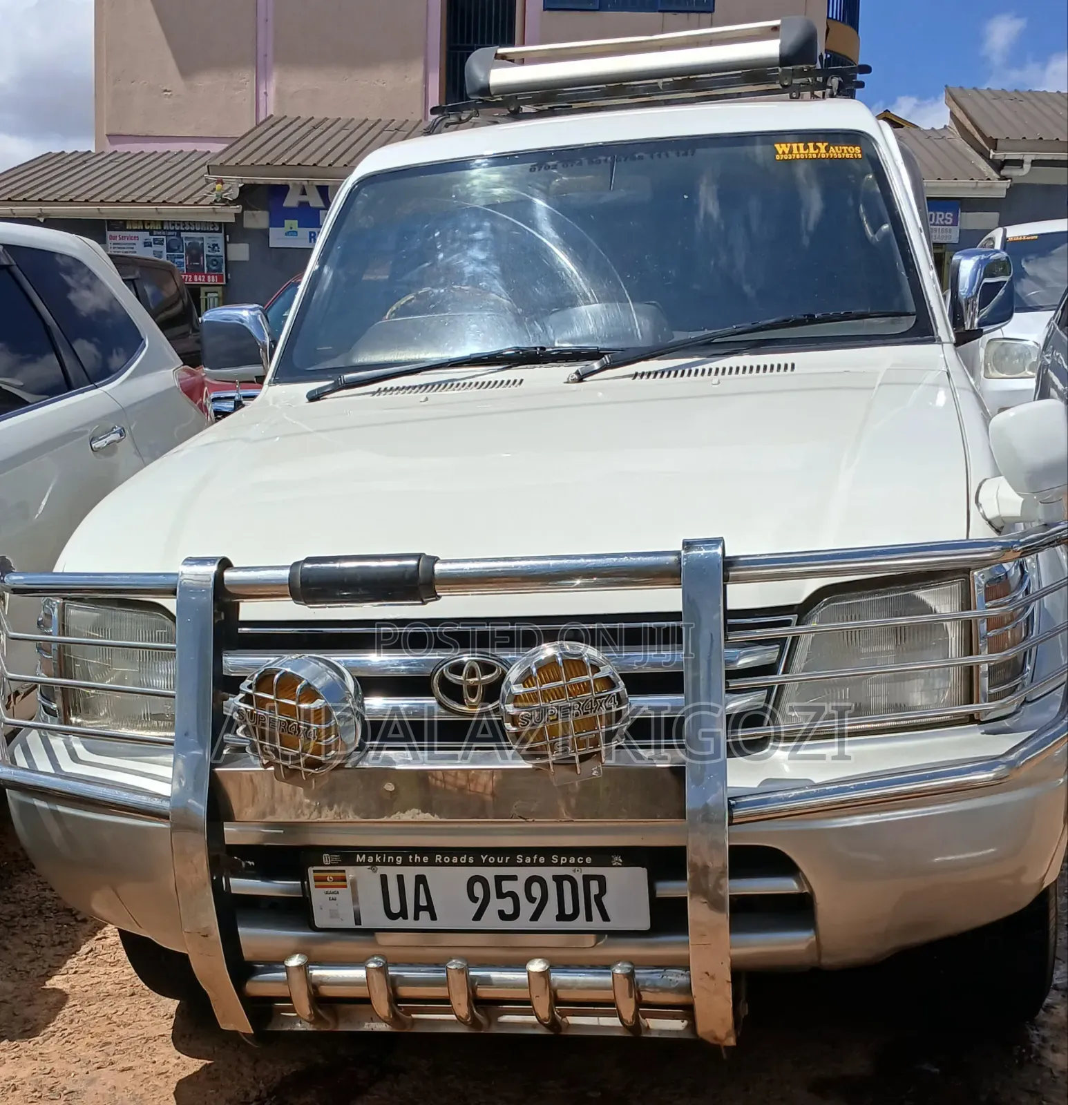Toyota Land Cruiser Prado 2002 White