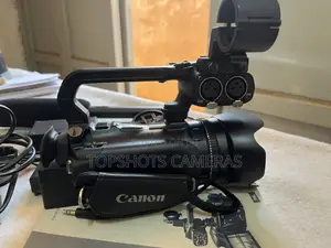 Canon XA10 Pro Camcorder Kit