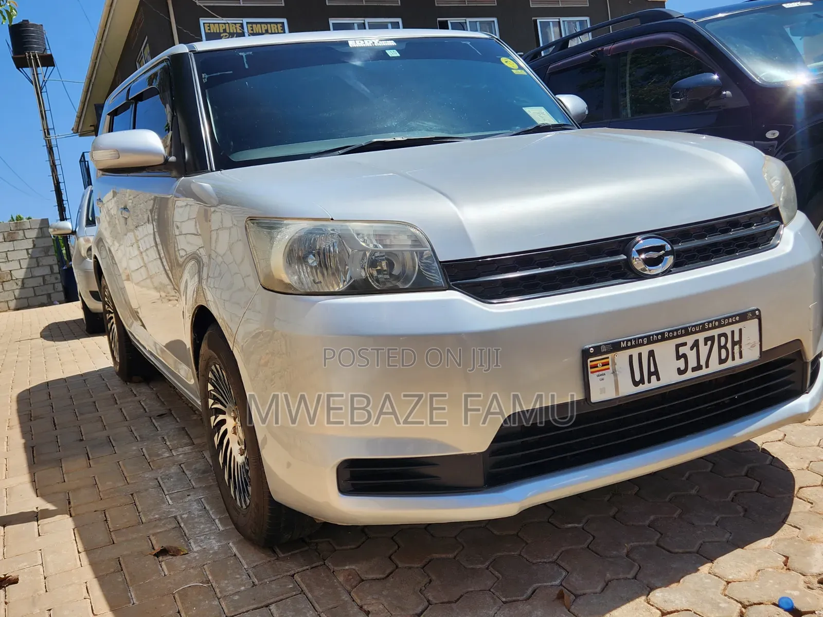 Toyota Corolla Rumion 2011