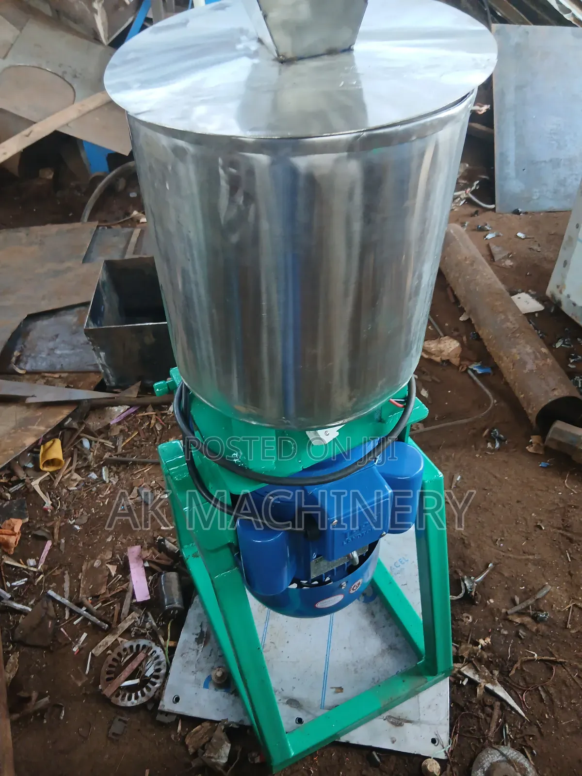 G.nuts Grinding Machine
