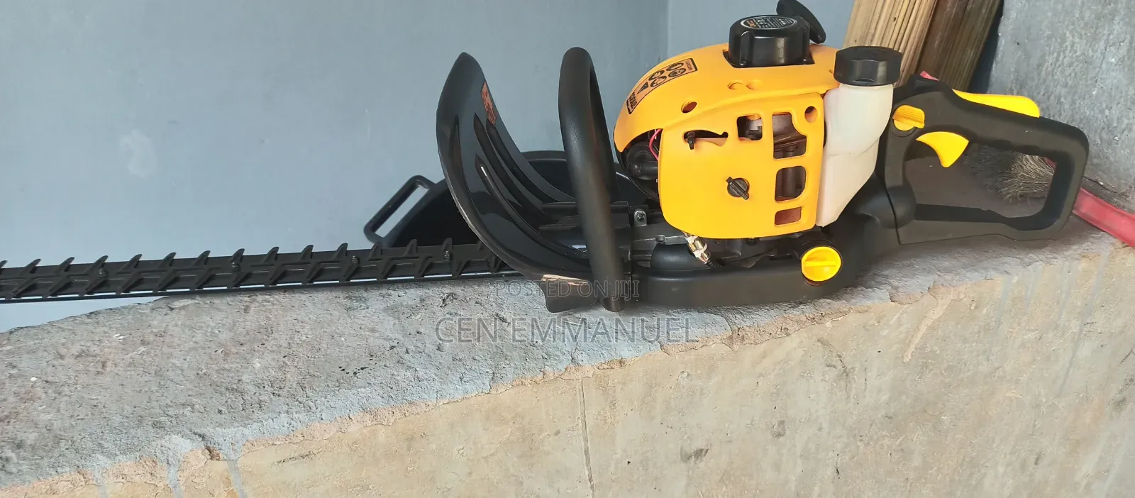 Ingco Gasoline Hedge Trimmer