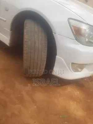 Toyota Altezza 2000 White