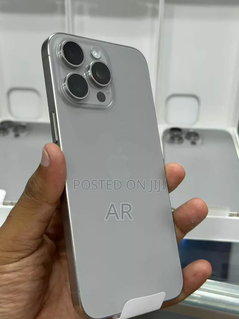 New Apple iPhone 15 Pro Max 256 GB Gray